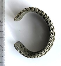 Armreif, geflochten aus