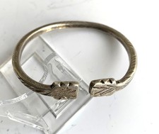 massiver Armreif,  aus